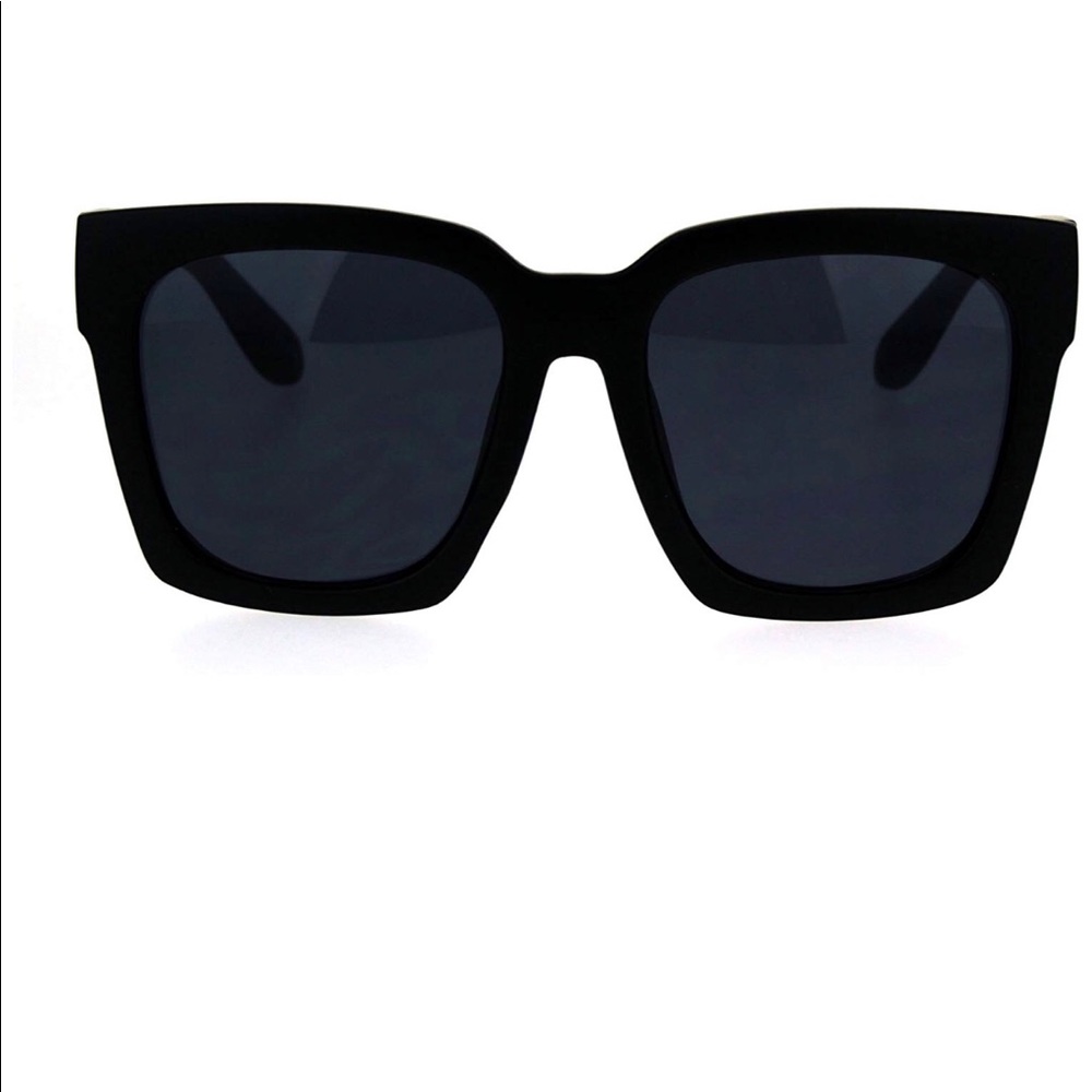 Sunglasses - Picture 2 of 8